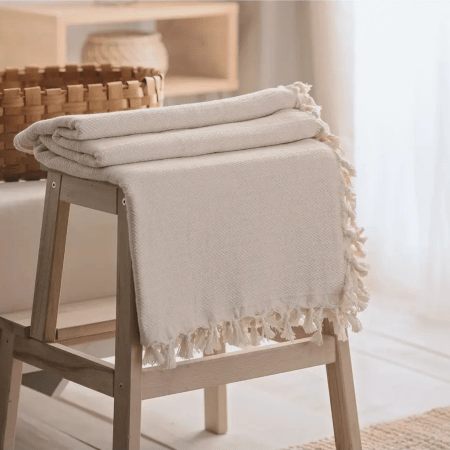 100% Organic Cotton Throw Blanket: Cream